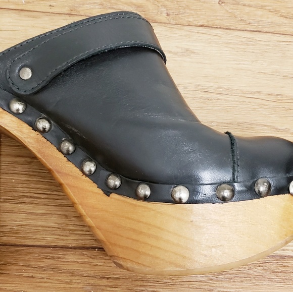 SOLD! {Jeffrey Campbell} Woodies Leather Clogs - Picture 7 of 8